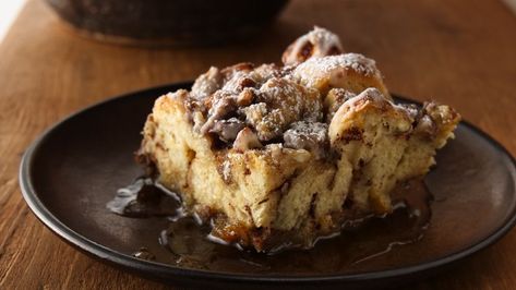 Cinnamon French Toast Bake Recipe - Pillsbury.com Cinnamon French Toast Bake, Easy French Toast Bake, Cinnamon Roll French, Pizza Vegana, French Toast Bake Recipe, Cinnamon Roll French Toast, Cinnamon Roll Casserole, Cinnamon French Toast, French Toast Easy