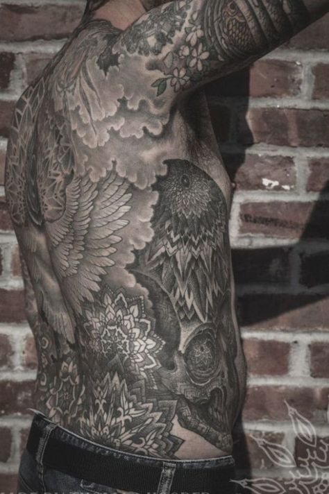 Thomas Hooper, Chrysanthemum Tattoo, Geisha Tattoo, Blue Drinks, Full Back Tattoos, Body Suit Tattoo, Incredible Tattoos, Full Sleeve Tattoo, Arm Sleeve Tattoos