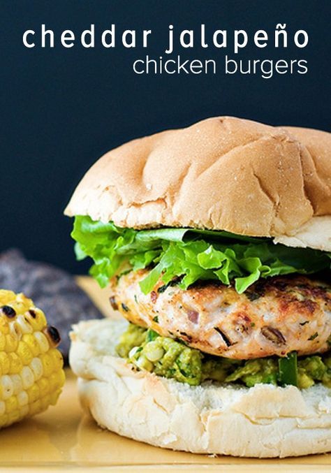 These Cheddar Jalapeño Chicken Burgers with Guacamole will always leave you wanting more! Check out this delicious recipe and make them for your family tonight. Easy Organic Meals, Big Burgers, Jalapeno Chicken, Fat Loss Foods, Chicken Burger, Burgers Sandwiches, Chicken Sandwich, Wrap Sandwiches, Sandwiches Wraps