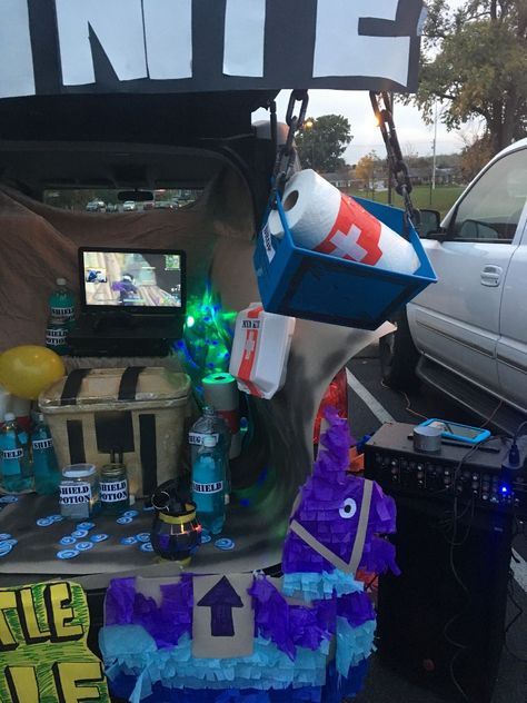 Fortnite Trunk Or Treat, Trunk Or Treat, Holiday Projects, 4th Birthday, Halloween Fun, Holiday Spirit, Fortnite, Trunk, Halloween Party