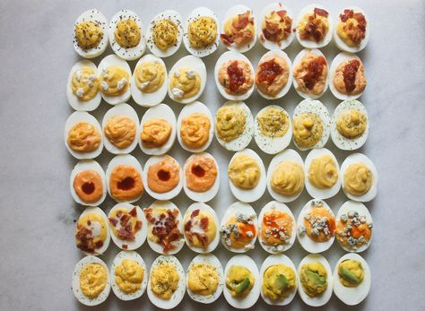 Looking to impress your guests at your next backyard cookout? Spice up your usual deviled eggs recipe by trying one of these combinations. Unique Deviled Eggs, Sriracha Deviled Eggs, Thanksgiving Deviled Eggs, Perfect Deviled Eggs, Deviled Eggs Recipe Easy, Keto Deviled Eggs, Devilled Eggs Recipe Best, Deviled Eggs Recipe Classic, Healthy Egg Recipes