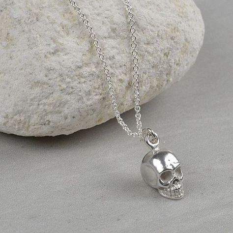 Life Is Fleeting, Real Silver Necklace, Hand Jewelry Rings, Fire Jewelry, Grunge Jewelry, Beautiful Tiaras, Casual Necklaces, Live Life To The Fullest, Skull Jewelry