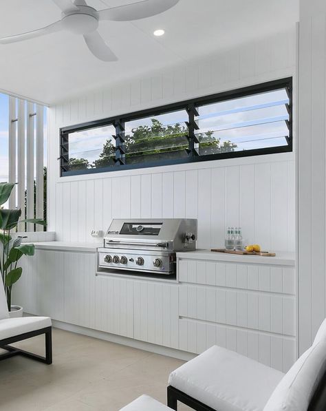 Australian Alfresco Ideas, Kitchen Overlooking Backyard, Indoor Bbq Area, Outdoor Pagola, Alfresco Ideas Australia, Kitchen Ideas Australia, Bbq Cabinet, Alfresco Kitchen, Alfresco Designs