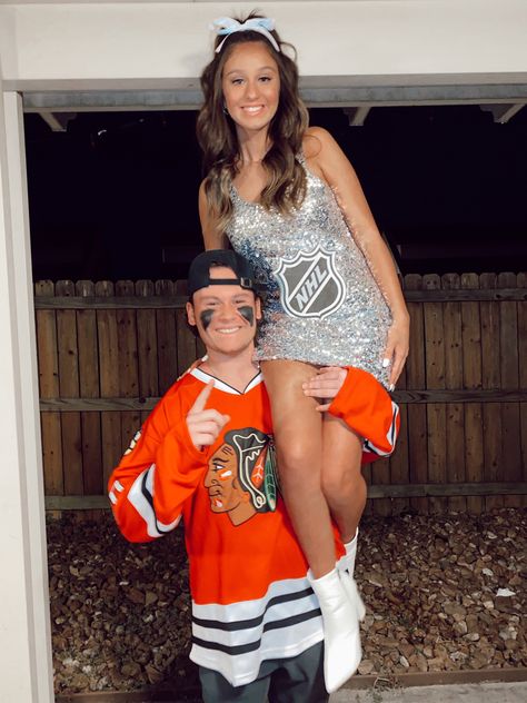 Football Couple Costume, Couple Costumes Creative, Couple Halloween Costumes Hockey, Nhl And Trophy Costume, Nhl Couple Costume, Sport Couple Costumes, Sports Trophy Costume, Hockey Halloween Costume Couple, Hockey Costume Halloween