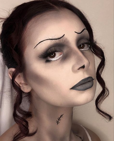 Tim Burton inspired, @blorymakeup on insta Tim Burton Character Makeup, Tim Burton Makeup, Sfx Ideas, Tim Burton Characters, Tim Burton Style, Character Makeup, Corpse Bride, Coraline, Tim Burton