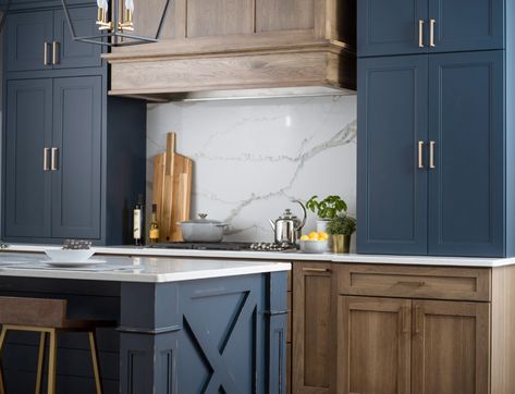 Hickory & Blue Modern Farmhouse Kitchen Packed with Storage - Dura Supreme Cabinetry Blue Modern Farmhouse, Dark Blue Kitchen Cabinets, Dark Blue Kitchens, Hickory Kitchen Cabinets, Hickory Kitchen, Blue Kitchen Island, Hickory Cabinets, Navy Kitchen, Modern Farmhouse Kitchen