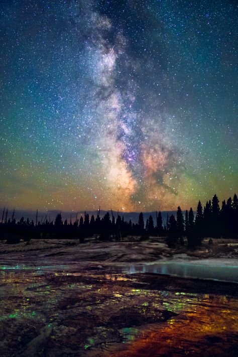 National Park Spotlight: 20 Beautiful Photos From Yellowstone National Park from The Outbound Collective Winter Wonderland Hyde Park, Space Photos, Bryce Canyon, Dark Skies, The Night Sky, Zion National Park, Great Smoky Mountains, Yellowstone National, Beautiful Sky