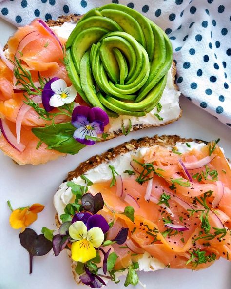 Peach Avocado Toast, Avocado Toast With Salmon, Smoked Salmon Avocado Toast, Avocado Toast With Salmon And Egg, Cold Smoked Salmon, Salmon Toast, Herb Diet, Avocado Rose, Avacado Toast Aesthetics