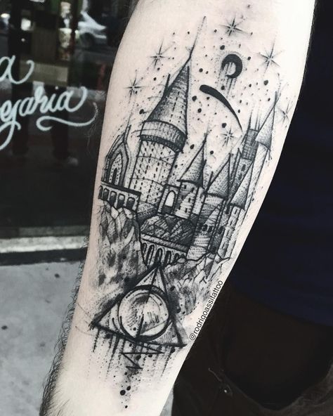 Hogwarts Castle Tattoo, Brazil Tattoo, Harry Potter Tattoo Sleeve, Hogwarts Tattoo, Harry Tattoos, Tattoo For Boyfriend, Hp Tattoo, Castle Tattoo, Blackwork Tattoos