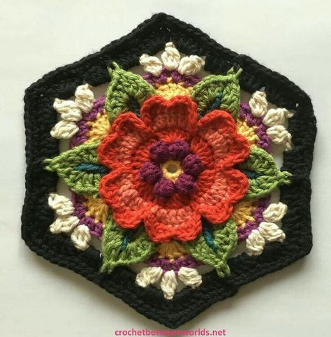 Projek Menjahit, Crocheted Flower, Crochet Hexagon, Crochet Blocks, Crochet Square Patterns, Granny Squares Pattern, Crochet Mandala, Crochet Motifs, Granny Square Crochet Pattern