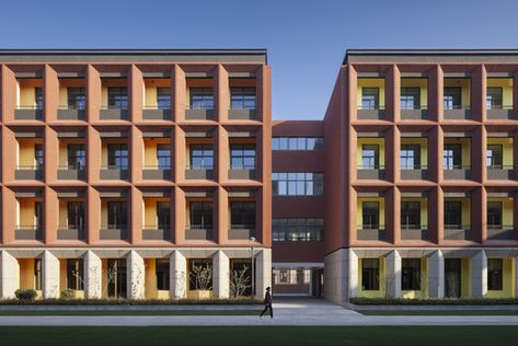 Nanjing Foreign Language School, Fangshan Campus / GLA Design | ArchDaily Elementary School Architecture, Circular Buildings, Nanjing China, Campus Design, Architecture Elevation, School Campus, Student House, Architecture Drawing Art, Curtain Wall