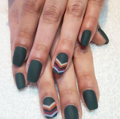 Channel the '70s with a cool ivy-green manicure complemented by a funky multicolored chevron accent nail. See more on Victoria Park's Instagram » Green And Mustard Nails, Nail Designs September, Green Geometric Nails, Gel Matte Nails, Green Matte Nails Design, Mat Nails Ideas, Matte Green Nails Design, Matte Nail Ideas, Green Manicure