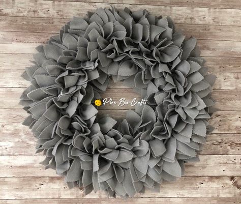 Light Grey Gray Felt Rag Wreath - Indoor / Outdoor Use 🐝 ❤️️ 😍 💓 💋 ☘ #WreathFrontDoor #WeddingGift #GrayWreath #IndoorWreath #FeltWreath #ModernWreath #HousewarmingGift #wreath #RagWreath #EverydayWreath Rag Wreaths, Wreath Indoor, Indoor Wreath, Modern Wreath, Felt Wreath, Felt Creations, Fabric Wreath, Felt Leaves, Rag Wreath