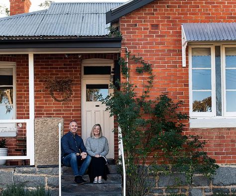 A red brick cottage renovation in Gunning, NSW Brick Cottage Exterior, Brick Bungalow Exterior, Clinker Brick House, Red Brick Cottage, Art Deco Cottage, Red Brick House Exterior, Red Brick Exteriors, Brick Farmhouse, Clinker Brick