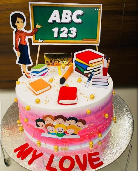 Teachers Cake Design, Teachers Day Theme Cake, Cake For Teacher Birthday, Cake Hari Guru Aesthetic, Teacher Cakes Ideas Birthday, Teachers Day Cake Design, Teacher Theme Cake, Kue Hari Guru, Topper Hari Guru