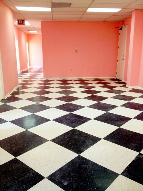 Love a checker floor & pink walls Checkered Floor Photoshoot, Pink Checkered Floor, Pink And White Checkered Floor, Pink Checkered Tile Floor, Checker Floor, Checkered Floor Coffee Shop, Checkered Floor, Alice In Wonderland Checkered Floor, Pink Checkerboard Wallpaper