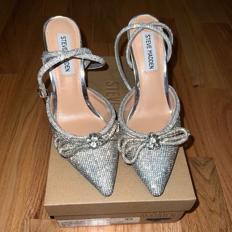 Steve Madden Viable-R Heels Silver Steve Madden Heels Sparkle, Steve Madden Glitter Heels, Steve Madden Silver Heels, Matric Dance Shoes High Heels, Steve Madden Bow Heels, Steve Madden Heels Sparkle, Md Shoes, Prom Preparation, Steven Madden Shoes