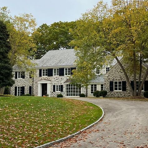 🔲 House Tours 🔲 on Instagram: "I feel like I take a semi annual photograph of this beautiful home. It sits on a knoll, and always looks camera ready !🍂🌾🤍🌾🍂#philadelphia #chestnuthill #chestnuthillphiladelphia #stonehouse #discoverphl" Philadelphia Homes, Chestnut Hill Philadelphia, Chestnut Hill, Stone House, Beautiful Home, Chestnut, House Tours, Beautiful Homes, House Exterior