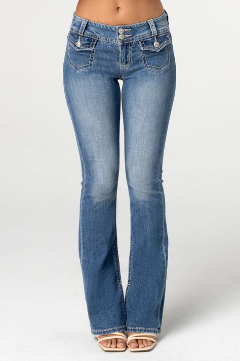 Shop Bootcut Jeans for women at Miss Me. Find versatile bootcut denim styles in black, white, slim, stretch, ripped, distressed - and much much more! Enjoy Free Continental US Shipping on orders $200+ Bootcut Jeans For Women, 2000s Fashion Outfits, Cute Jeans, Jeans For Women, Cute Everyday Outfits, Women Denim Jeans, Really Cute Outfits, Cute Simple Outfits, Lookbook Outfits