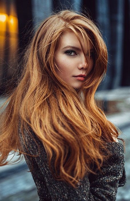 30 Hottest Red Hair Color Ideas to Try Now - The Trend Spotter Natural Red Hair Dye, Light Auburn Hair, Red Hair Trends, Shades Of Red Hair, Magenta Hair, Natural Red Hair, Dyed Red Hair, Red Haired Beauty, Hair Color Burgundy