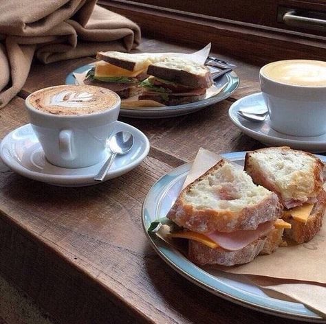 Sandwich Aesthetic, Cups Of Coffee, Food Aesthetics, Think Food, Cafe Food, Pretty Food, Food Cravings, I Love Food, Cute Food