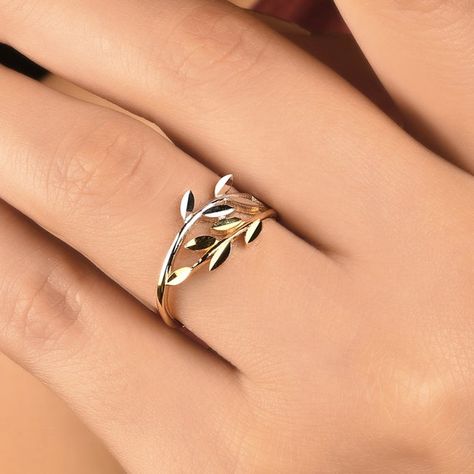 Olive Branch Ring, Rings With Meaning, Olive Leaf Ring, Floral Wedding Ring, Twig Branch, Gold Leaf Rings, Ring Minimal, Vine Ring, Everyday Jewellery