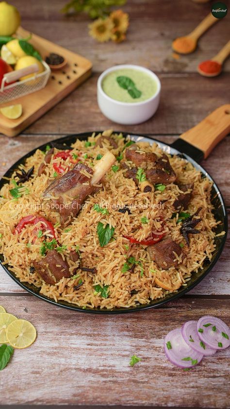 Plating Rice, Mutton Yakhni, Seasoning Rice, Mutton Pulao, Chickpea Rice, Yakhni Pulao, Garnish Ideas, Recipes Rice, Indian Rice