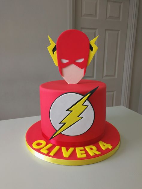 Flash Superhero Cake, Flash Party Decorations, Flash Birthday Party Ideas, Flash Birthday Party, Flash Birthday Cake, Flash Toys, Flash Fanart, Flash Cake, Barbie Party Decorations