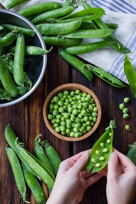 Pea Pancakes, Food Composition, Bojon Gourmet, Vegetables Photography, Brunch Time, Exotic Food, Seasoning Recipes, Fruit And Veg, Vegetarian Cheese