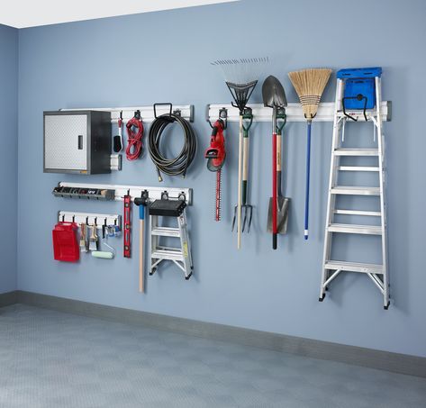 Garage Organizer, Garage Organization Tips, Garage Organizing, Garage Organisation, Diy Storage Ideas, Garage Workshop Organization, Room Storage Diy, Garage Storage Solutions, Garage Organization Ideas