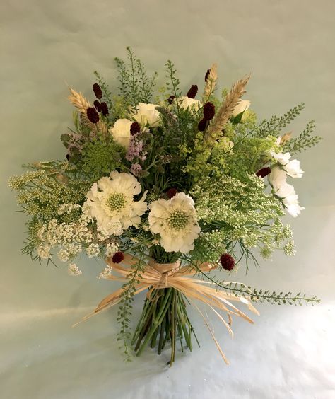 Wild Grass Bouquet, Feverfew Flower Bouquet, Bridal Bouquet With Wheat, Rosemary Flower Bouquet, Dried Wheat Bouquet, Sagebrush Bouquet, Wheat Flower Arrangement, Bouquet With Wheat, Unstructured Bouquet