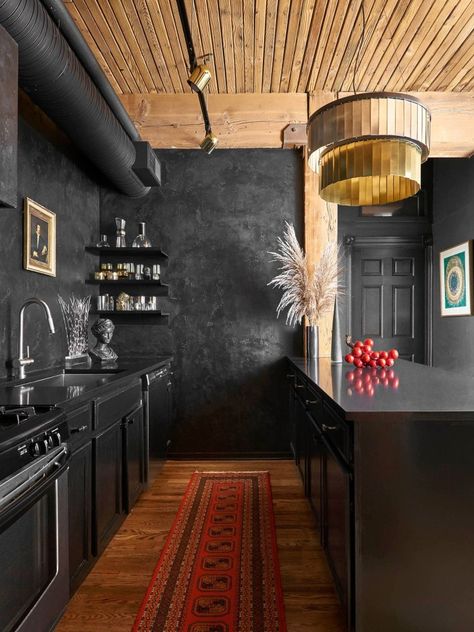 The Emily Henderson–Approved Kitchen Trend That Took Over 2019 Black Kitchen Design, Moody Kitchen, Kitchen Renovation Inspiration, Kitchen Glass, Black Kitchen Cabinets, Dark Kitchen, Dark Kitchen Cabinets, Black Kitchen, Bedroom Vintage