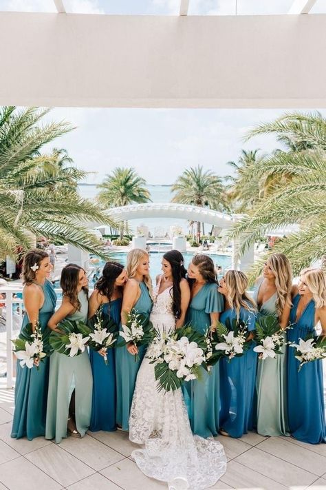 Amazing Drinks, Mumu Bridesmaid Dresses, Mumu Wedding, Beach Wedding Bridesmaids, Florida Keys Wedding, Dream Beach Wedding, Beach Wedding Colors, Perfect Sunset, Mother Wedding