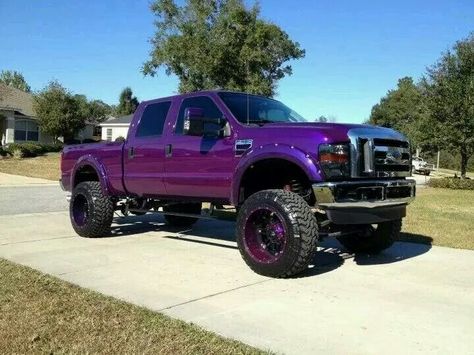 Big purple truck Purple Truck, To Fast To Furious, Gmc Accessories, Rolling Coal, E90 Bmw, Truck Life, Ford Girl, Lifted Truck, Truck Yeah