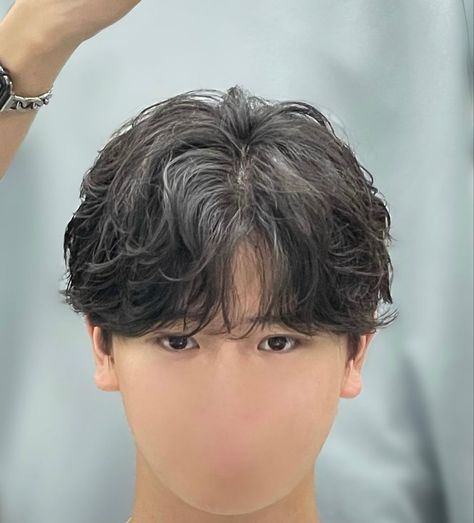 Perm For Straight Hair Men, Messy Korean Hair Men, Asian Haircut Wavy, Kpop Middle Part Hair Men, Two Block Haircut Wavy Hair, Mexican Fluffy Hair, Light Perm Men Wavy Asian, Asian Perm Men Middle Part, Hair Styles For Men With Big Forehead