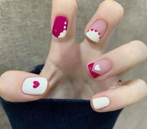 Nail Art Motif, Birthday Nail Art, Pattern Nails, Classy Nail Art, Red Nail Designs, Nail Sets, Nail Patterns, Short Nail Designs, Birthday Nails