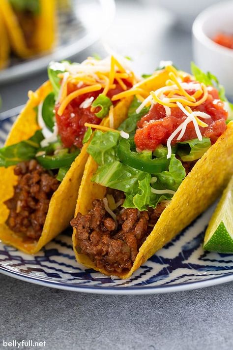 Packed with a sloppy Joe beef mixture, melted cheese, and classic toppings, these crispy oven baked tacos are a great recipe for a quick and easy family dinner or a crowd! Ground Beef Taco Recipe, Best Taco Meat Recipe, Beef Taco Recipe, Taco Recipes Ground Beef, Oven Baked Tacos, Baked Tacos, Ground Beef Taco, Beef Tacos Recipes, Taco Meat Recipes