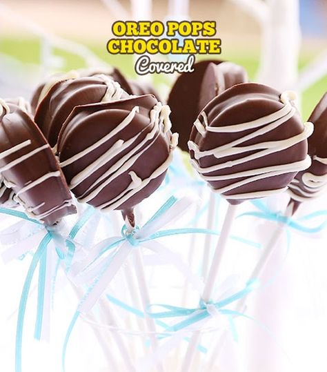 Oreo pops are super easy to make and a crowd favorite! Make this chocolate covered Oreos recipe for delicious, fun party treats or snacks. Valentine Ideas For Teachers, Oreos On A Stick, Chocolate Covered Oreo Pops, Frozen Banana Treats, Dr Pepper Cake, Cake Mix And Soda, Fondant Letters, Oreo Fluff, Banana Treats