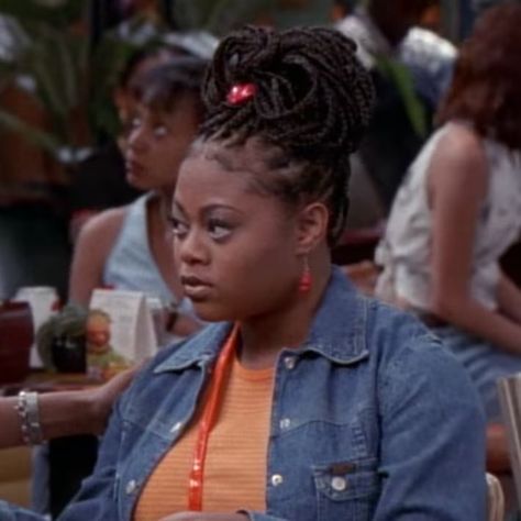 𝚋𝚋𝚢𝚖𝚞𝚑𝚟𝚊. on Twitter: "kim parker’s hairstyles: a thread https://t.co/wLT2hSh0RM" / Twitter Countess Vaughn, Black Hair 90s, Kim Parker, 2000s Hairstyles, 90s Sitcoms, Good Witch, Photos For Profile Picture, The Good Witch