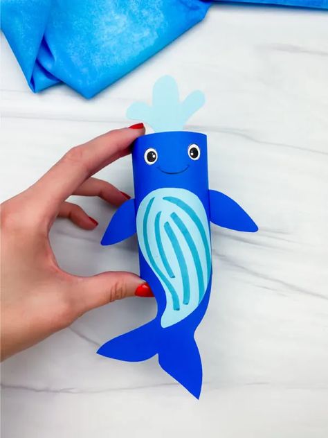 Humpback Whale Toilet Paper Roll Craft [Free Template] Projects For 1st Graders Ideas, Fun Animal Crafts, Pre K Craft Ideas, Water Theme Crafts, Sea Animals Crafts For Kids, Ocean Crafts For Preschoolers, Projects For 1st Graders, Dolphin Crafts For Kids, Classroom Crafts For Kids