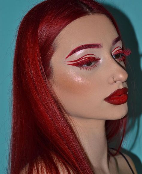 7 Bright, Vibrant Red Makeup Choices That Will Help You Make A Statement Red Eyebrow Makeup, Black And Red Makeup, Red Eyeliner Makeup, Black Makeup Looks, Red Makeup Looks, Fire Makeup, Red Hair Makeup, Applying Eyeshadow, Red Eye Makeup