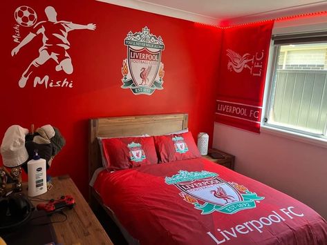 Liverpool Bedroom Ideas, Liverpool Bedroom, Fc Liverpool, Liverpool Football Club, Liverpool Football, Luxury Homes Dream Houses, Boy's Bedroom, Liverpool Fc, Boy Room