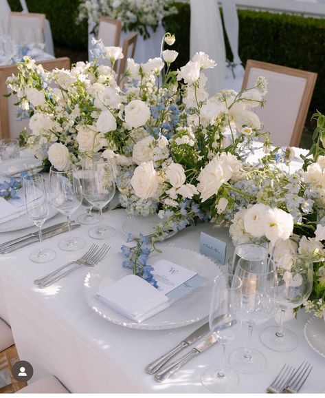 Spring Wedding Navy Blue Color Schemes, European Wedding Table Setting, Baby’s Breathe On Table, Wedding Reception Mixed Tables, Blue And White Wedding Colour Palette, Simple Wedding Decor Table, Blue Sage Gold Wedding, Grand Millennial Tablescape, Greyish Blue Wedding Theme