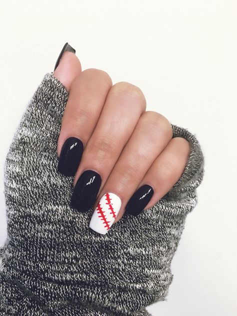 Baseball Nail Ideas, Baseball Nails Acrylic, White Sox Nails, Baseball Bat With Nails, Baseball Nails Design Mom, Baseball Nail Art Designs, Baseball Manicure, Baseball Gel Nails Ideas, Cubs Nails Baseball