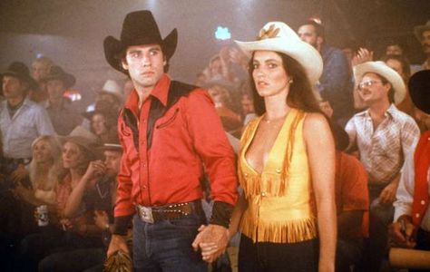 Bud and Pam at Gilley's nightclub Urban Cowboy Party Theme, Western Movies Women, Vintage Cowgirl Costume, Cowboy Core Aesthetic, Urban Cowboy Aesthetic, Country Party Aesthetic, Quiet Farmhouse, 70s Western Aesthetic, 1960s Cowboy