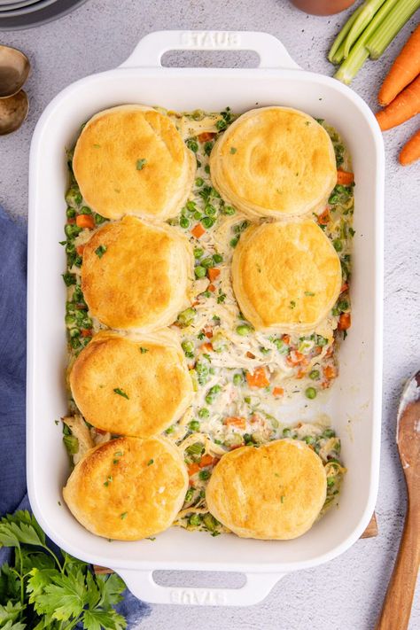 Easy chicken pot pie casserole checks all the boxes - comforting, filling, and satisfying. Made easy with canned biscuits, chicken, peas, carrots, and celery you really can't ask for a better weeknight dinner! Easy Chicken Pot Pie Casserole, Chicken Peas, Pot Pie Casserole, Carrots And Celery, Chicken Pot Pie Filling, Crockpot Mac And Cheese, Mexican Chicken Casserole, Chicken Pot Pie Casserole, Chicken Casserole Easy