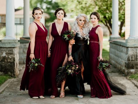 Black Wedding Dress With Burgundy Bridesmaids, Black Wedding Dress Red Bridesmaid, Black Wedding Dress Burgundy Bridesmaid, Black And Red Wedding Party Attire, Maroon Black And Silver Wedding, Black And Maroon Wedding Dress, Black Wedding Dress With Bridesmaids, Black And Maroon Wedding, Maroon And Black Wedding