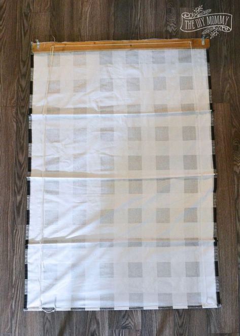 Home Window Treatments, Roman Blinds Diy, Shade Tutorial, Vinyl Mini Blinds, Roman Shade Tutorial, Window Boxes Diy, Diy Roman Shades, Bathroom Window Curtains, Diy Window Treatments