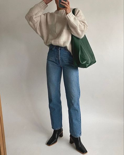 Straight Jeans Outfit, Jeans Outfit Winter, Outfit Jeans, Jeans Outfit, Outfit Inspo Fall, Winter Fashion Outfits, Fall Winter Outfits, Jean Outfits, Straight Jeans