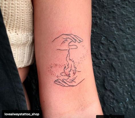 love always tattoo shop taylor elyse magic hands Hand And Fire Tattoo, Magic Minimalist Tattoo, Hands With Fire Tattoo, Magic Hands Tattoo Design, Hands Holding Flame Tattoo, Best Friend Growth Tattoos, Fire In Hand Tattoo, Magical Hands Tattoo, Hand On Fire Tattoo